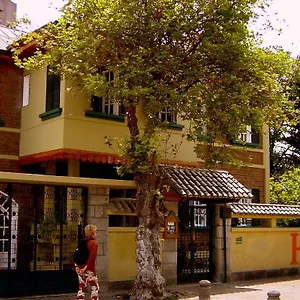 https://hotel-cayman.hotelsquito.com